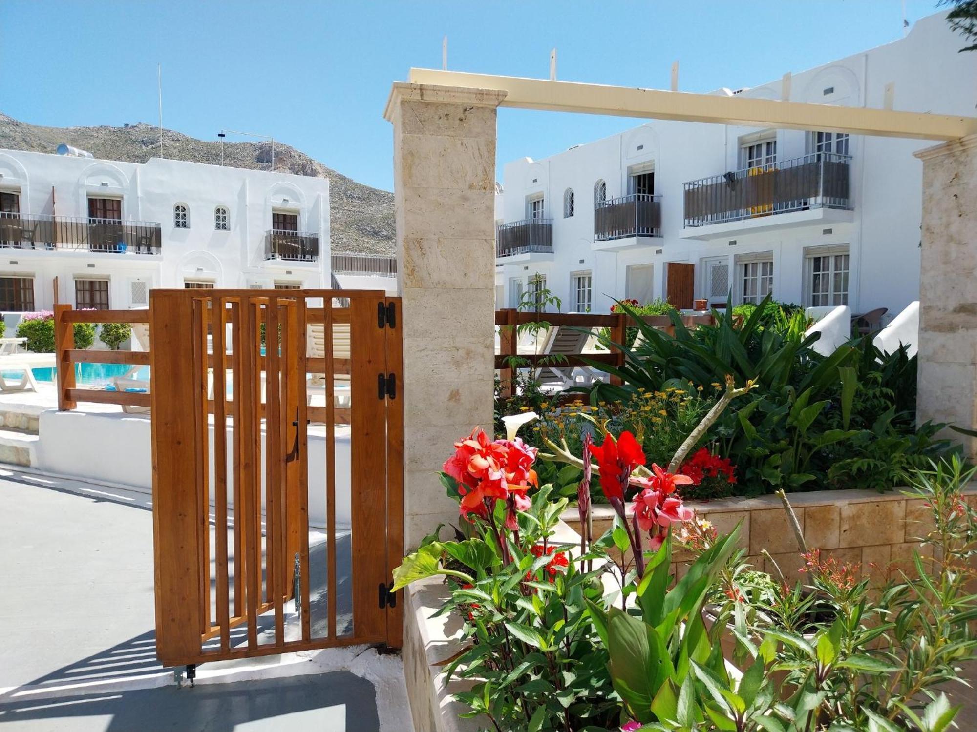 Katerina Apartments Kálymnos Екстериор снимка
